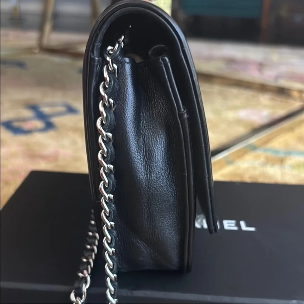 CHANEL Lambskin Crossbody WOC - Picture 4 of 12